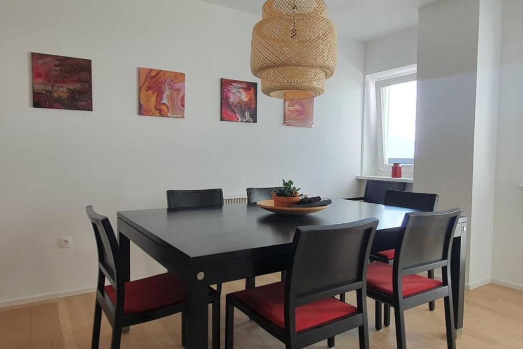 Bird'S Eye View 75 - 8Th Floor 3Br Apt. 100M2 Goetzis Exterior photo